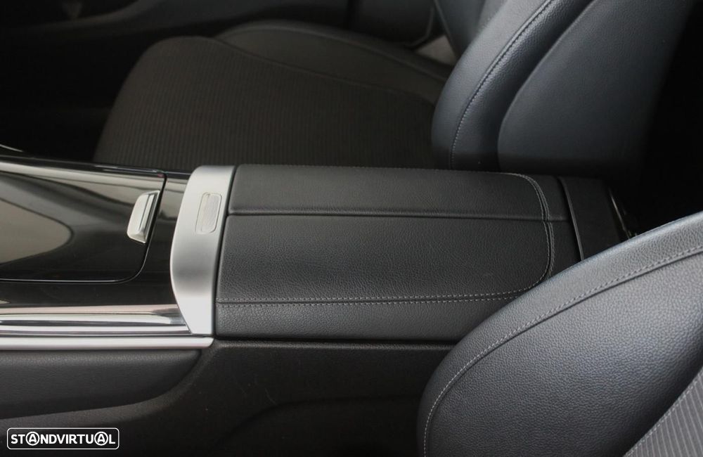 Mercedes-Benz GLC 300 e 4Matic - 50