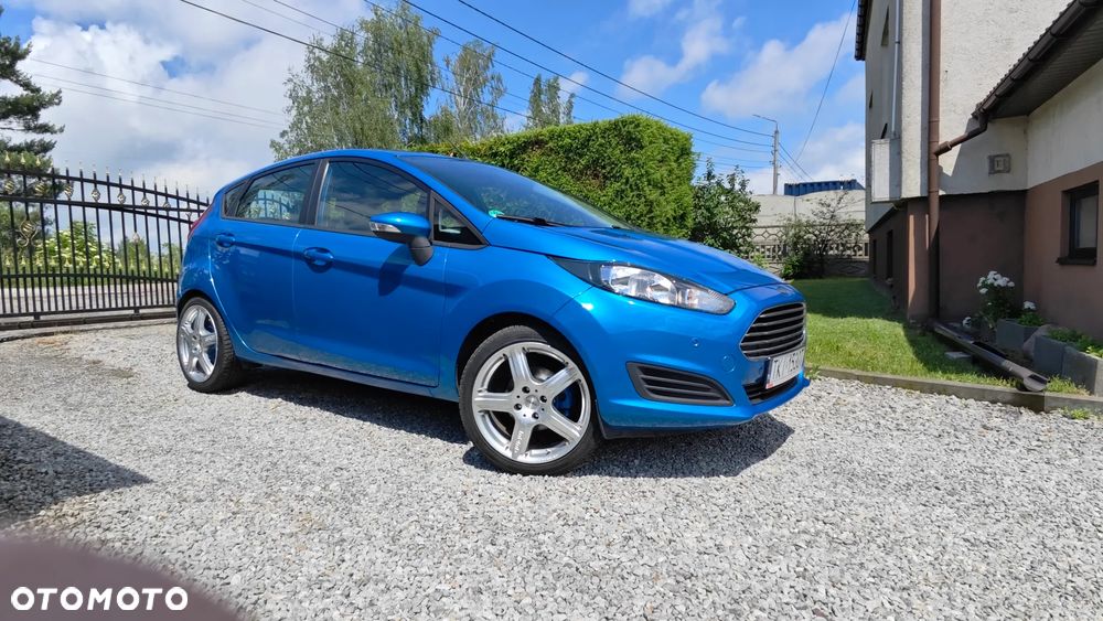 Ford Fiesta - 2