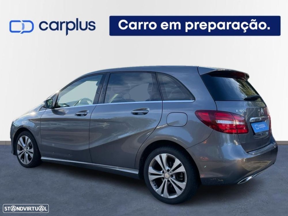 Mercedes-Benz B 180 d Style - 2