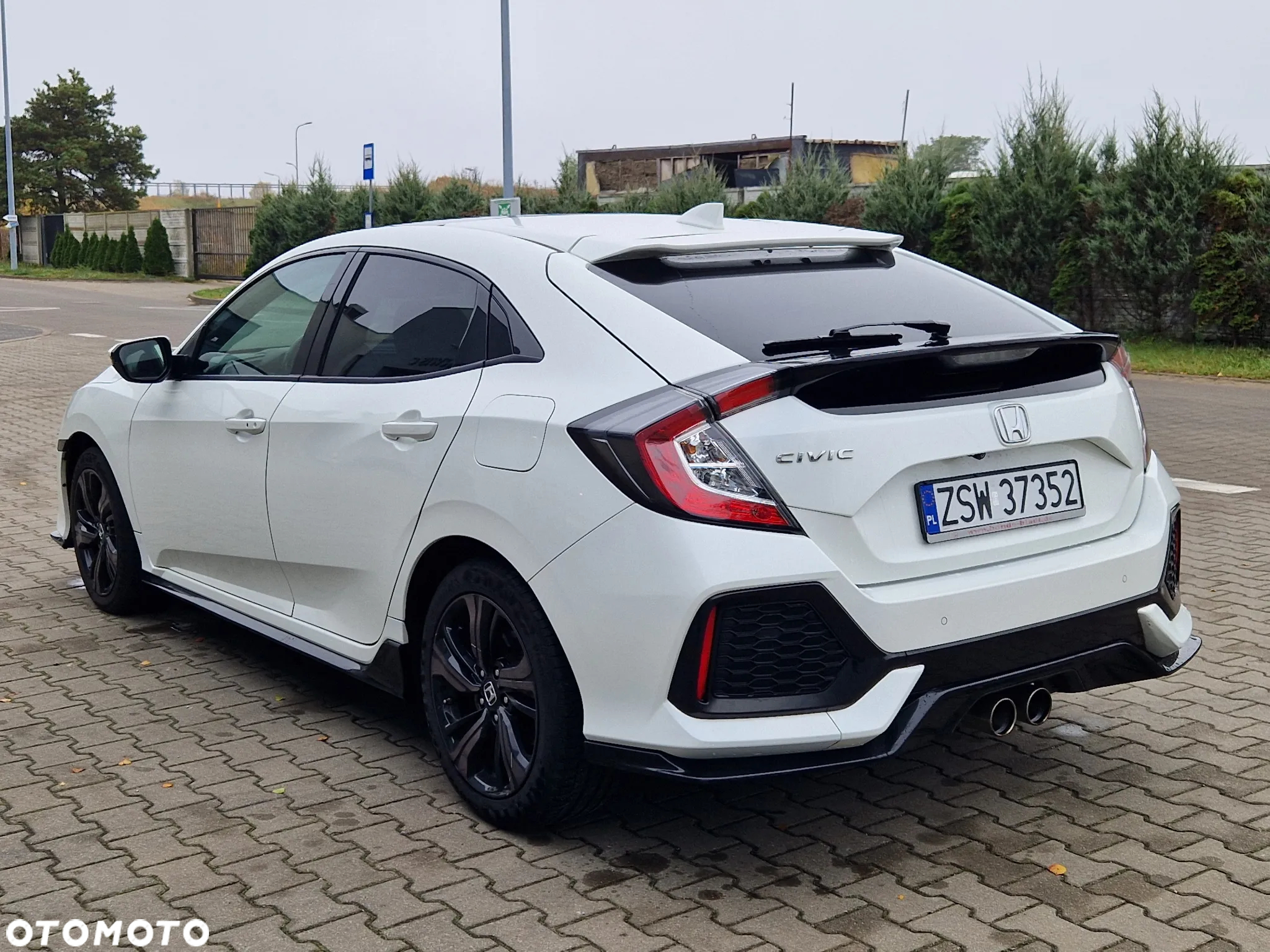 Honda Civic 1.5 i-VTEC Turbo Sport Plus - 11