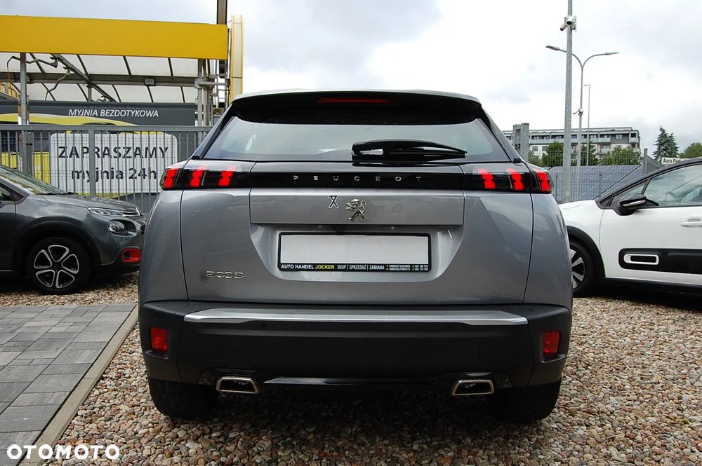 Peugeot 2008 PureTech 130 EAT8 Allure - 18