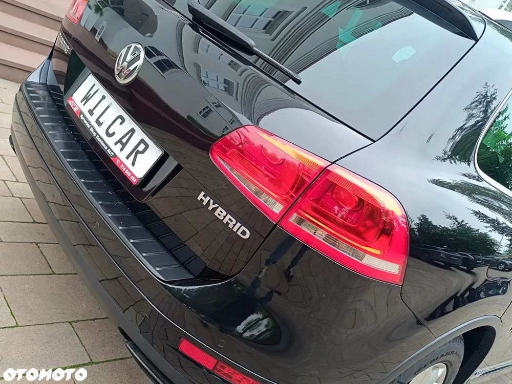 Volkswagen Touareg - 19