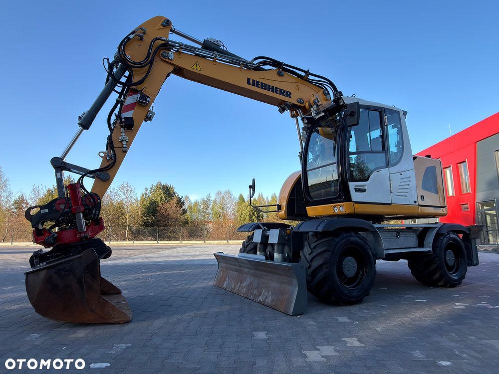 Liebherr A914 compact |rototilt |lapy-plug| - 16