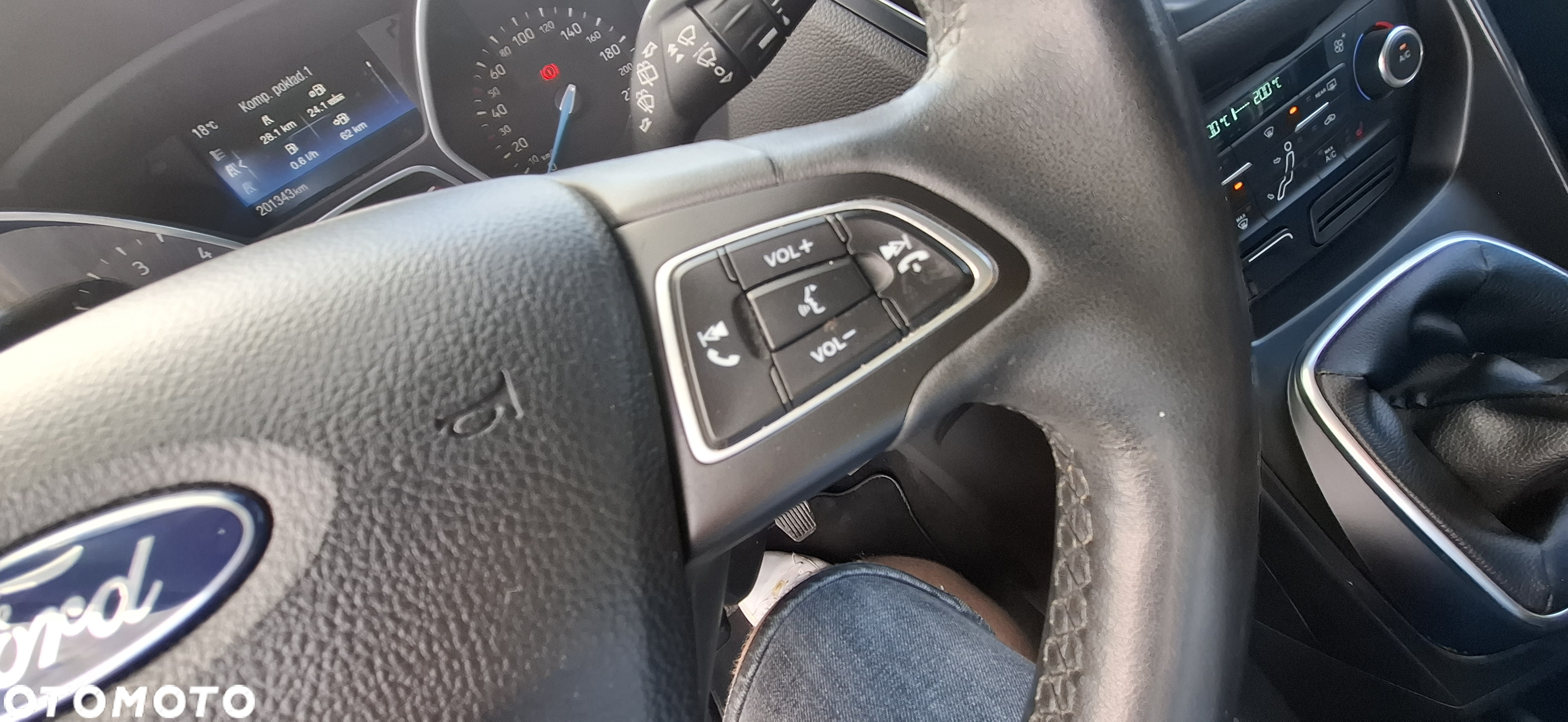 Ford C-MAX 1.5 TDCi Titanium - 28