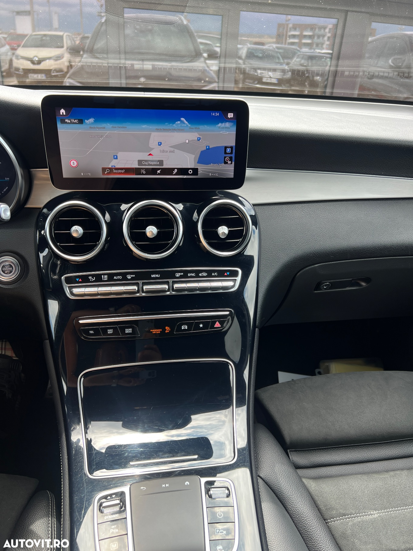 Mercedes-Benz GLC 220 d 4Matic 9G-TRONIC AMG Line - 13