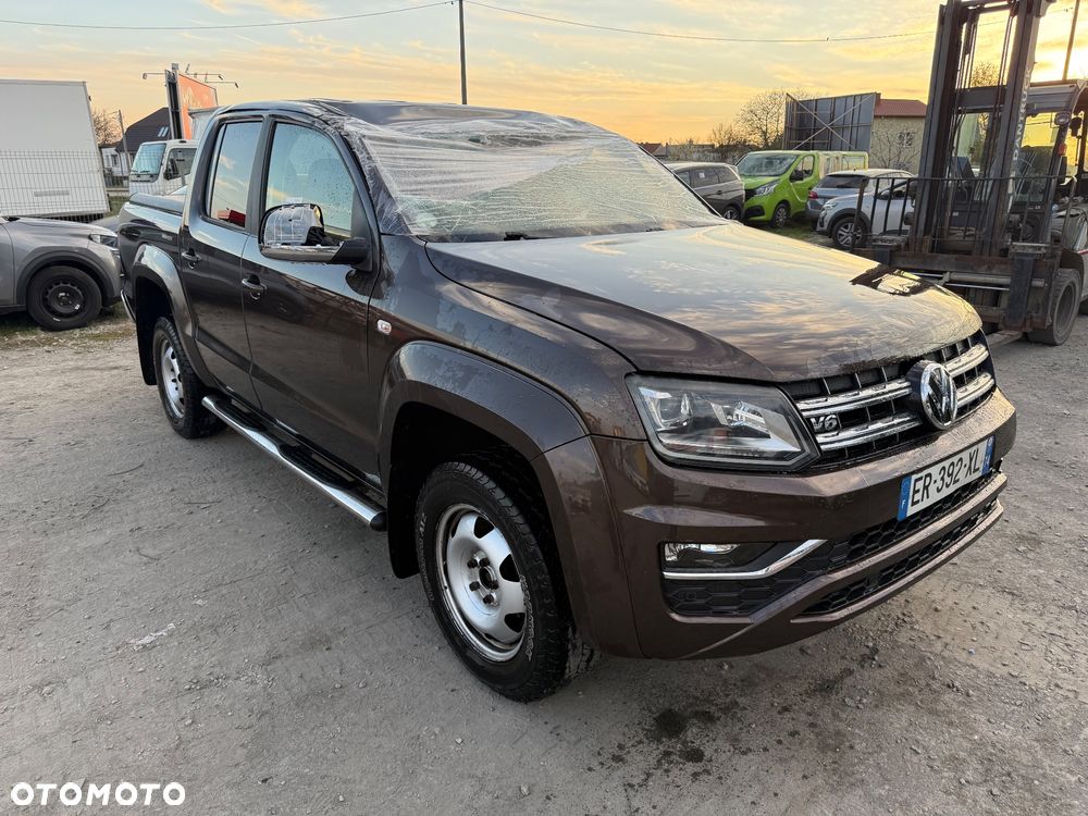 Volkswagen Amarok - 1