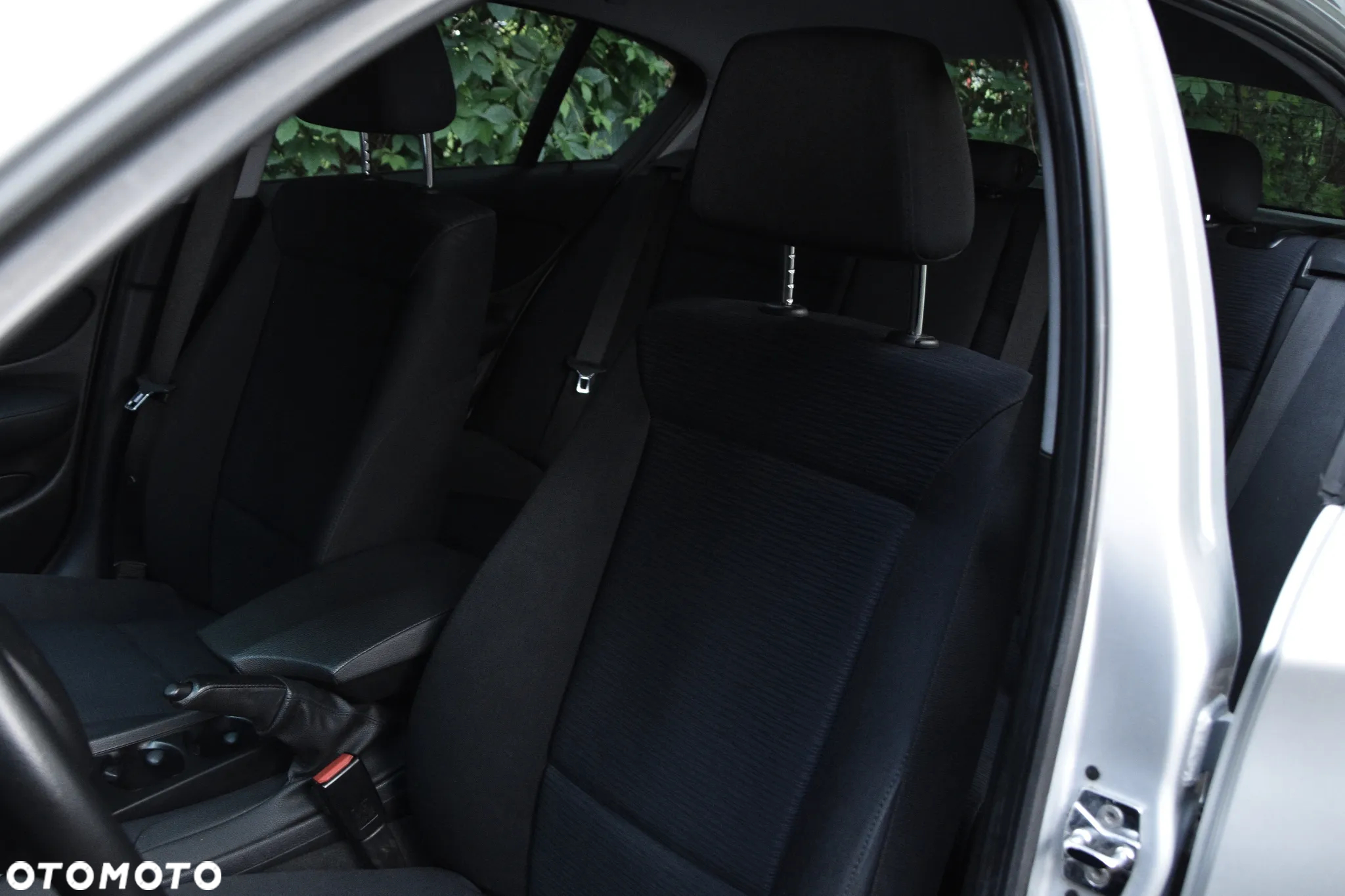 BMW Seria 1 118d - 28