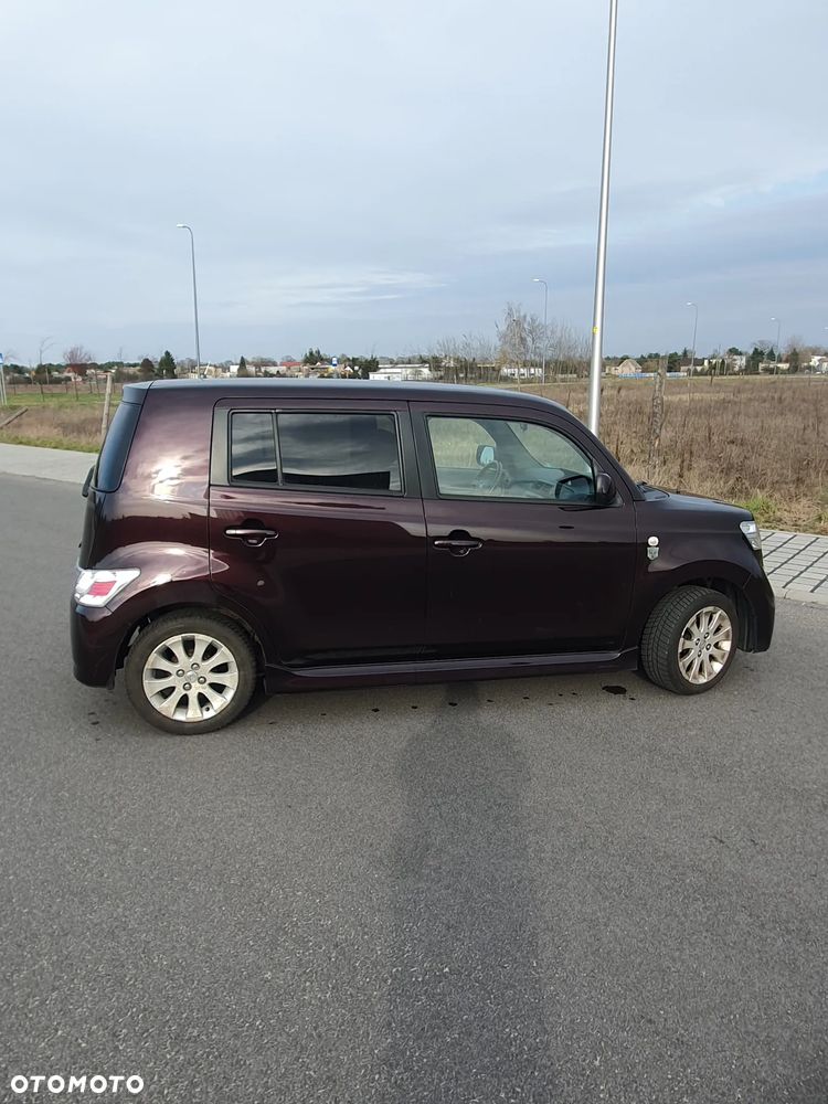 Daihatsu Materia 1.5 - 8