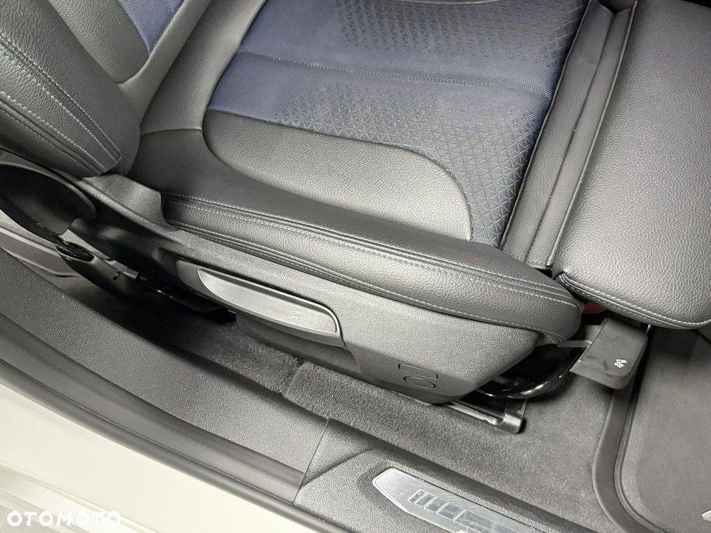BMW Seria 1 118i M Sport - 17