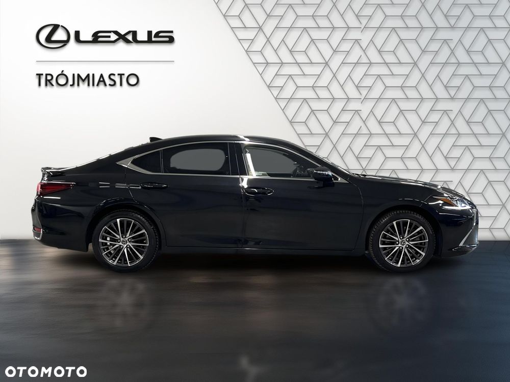 Lexus ES 300h Business Edition - 7