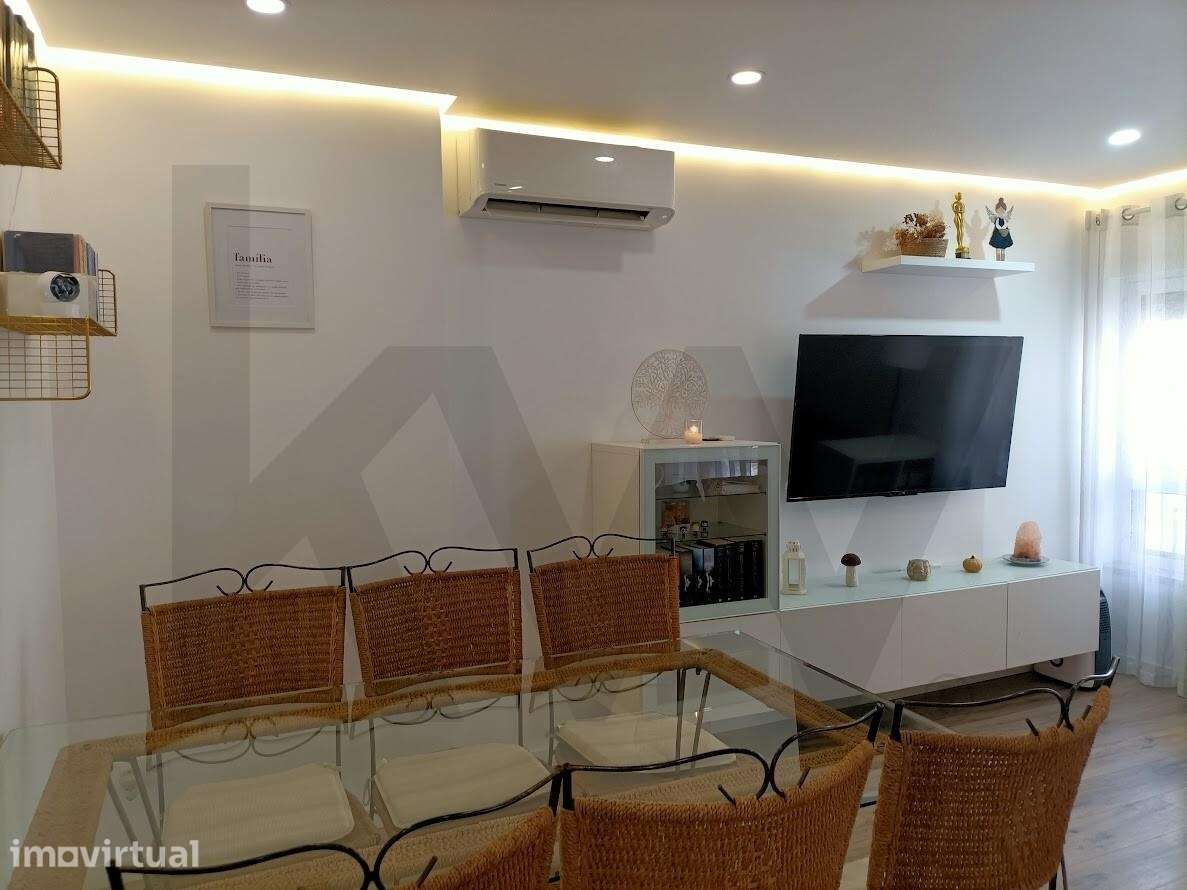 Apartamento T1 R/C em Baixa da Serra - Grande imagem: 2/32