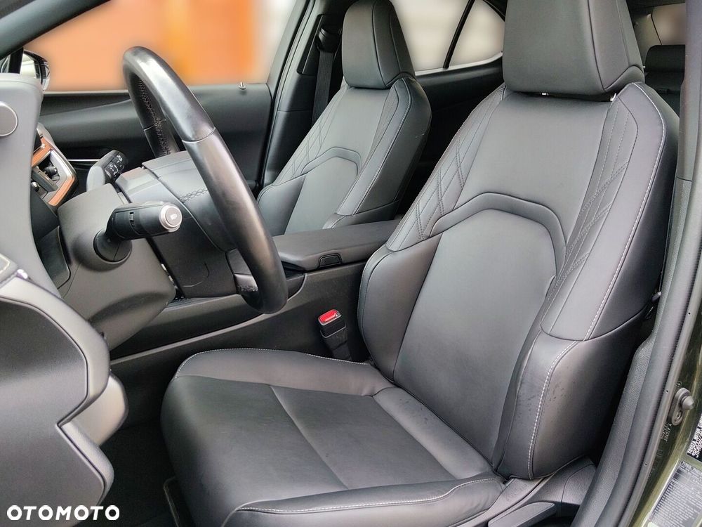 Lexus UX 250h GPF F Sport Design 2WD - 14