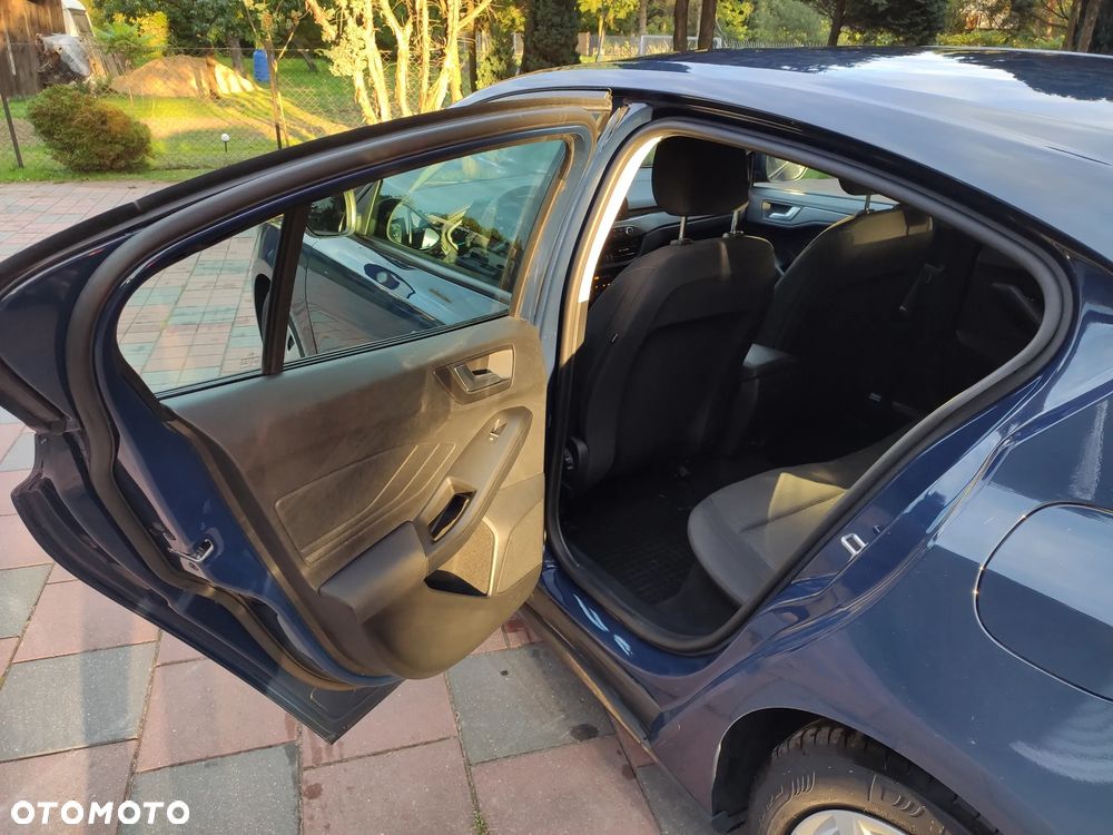 Ford Focus 1.0 EcoBoost Trend Edition - 12