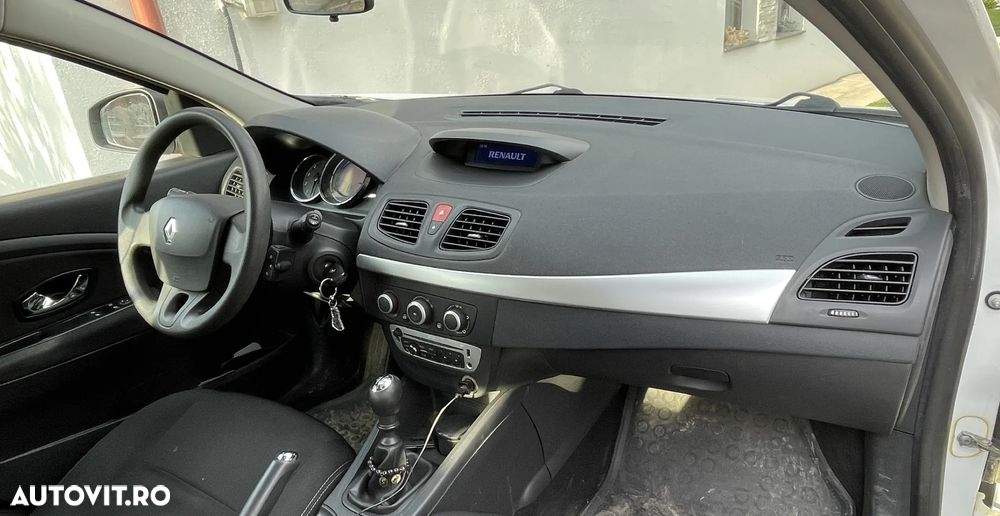 Renault Megane 1.5 dCi Expression - 5