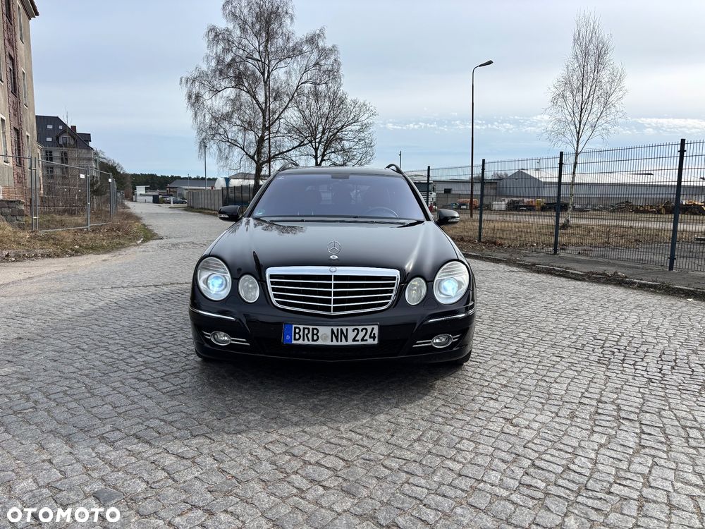 Mercedes-Benz Klasa E 500 4-Matic Avantgarde - 8