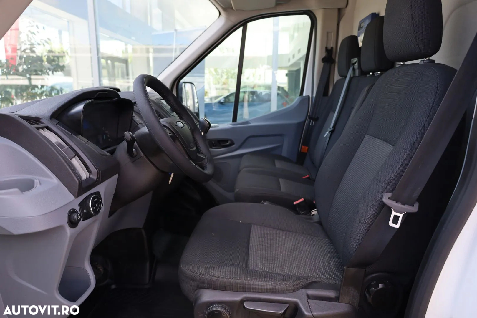 Ford Transit - 13