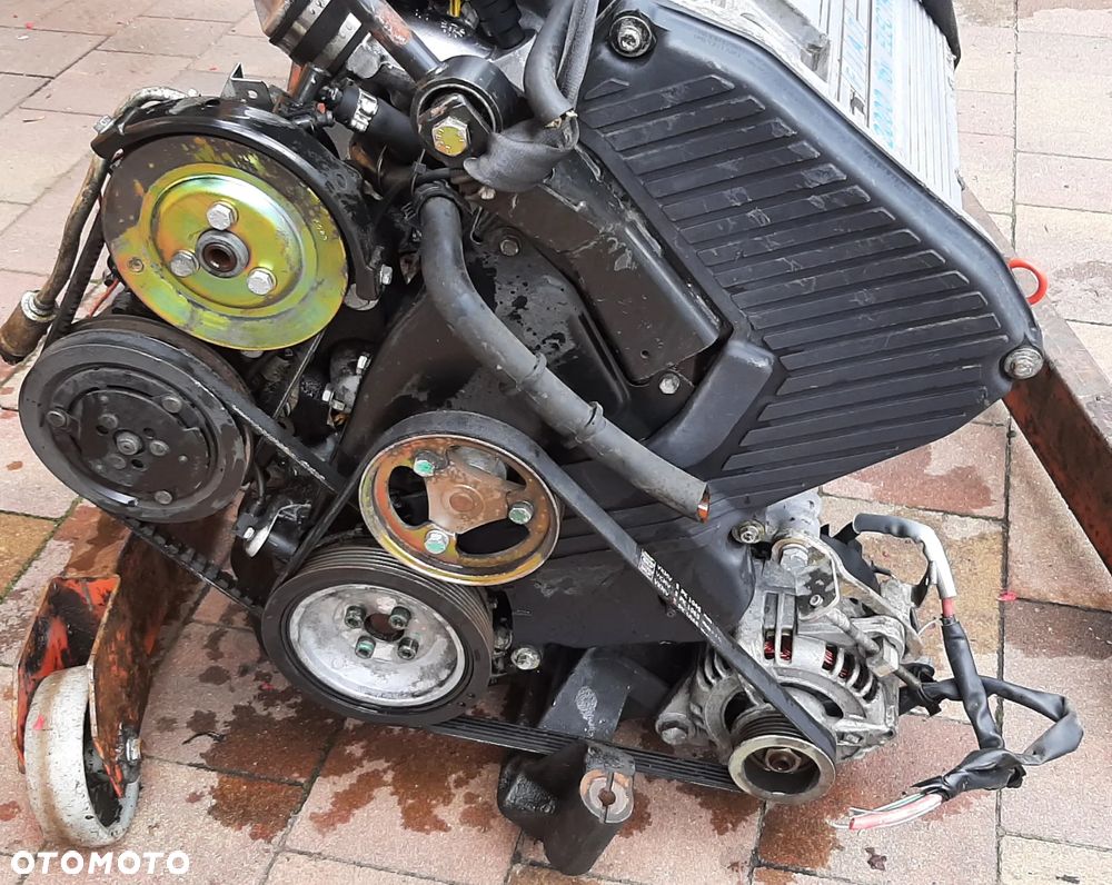 SILNIK FIAT TIPO COUPE LANCIA DELTA DEDRA THEMA CROMA 836A3000 - 2