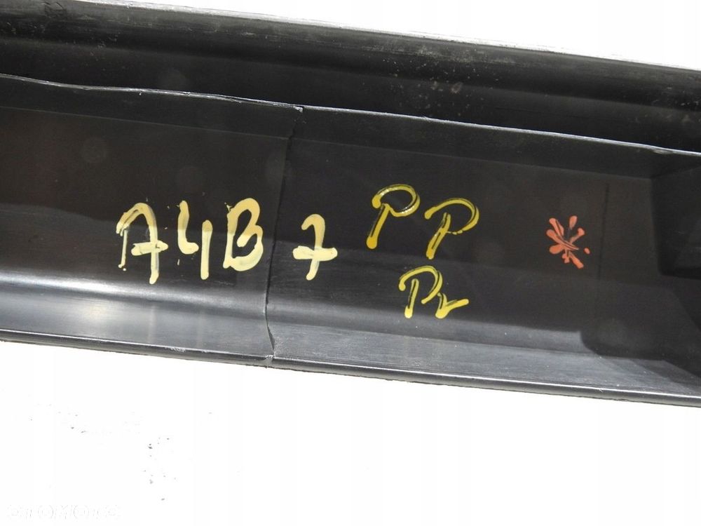 Audi OE 8E0867272 - 6