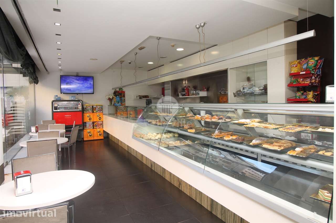 Venda de Pastelaria com Fabrico e Restaurante - Grande imagem: 2/32