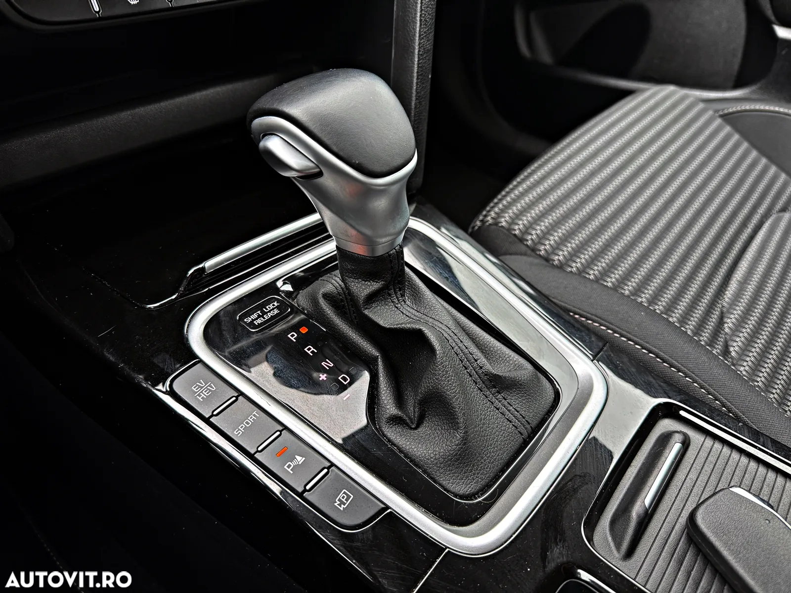 Kia Ceed SW 1.6 GDI DCT OPF Plug-in-Hybrid Spirit - 23