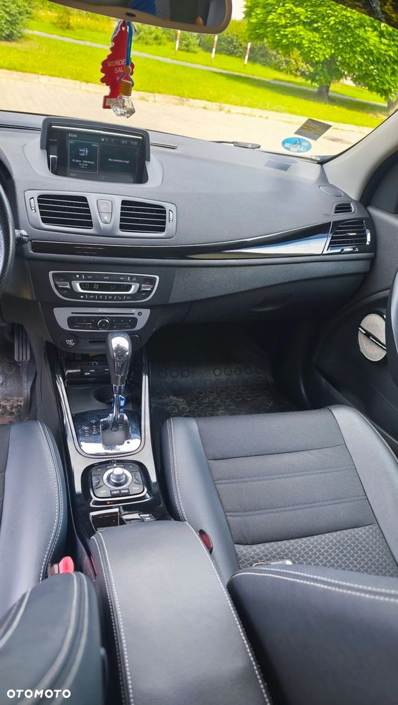 Renault Megane dCi 110 FAP EDC Bose Edition - 17