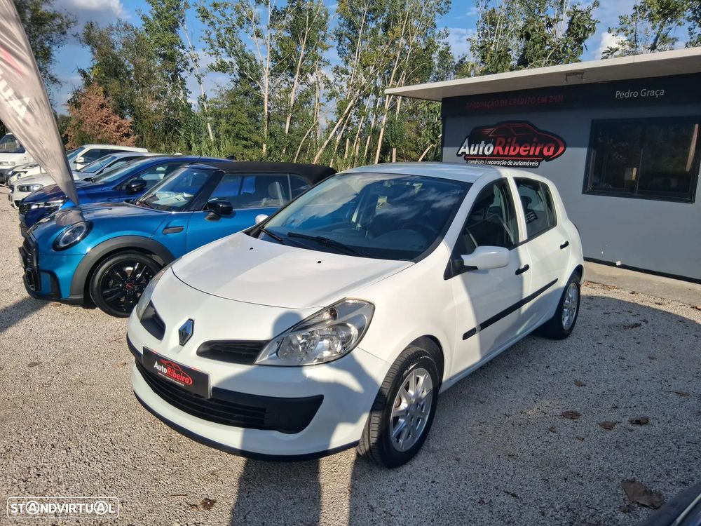 Renault Clio 1.5 dCi Confort - 1