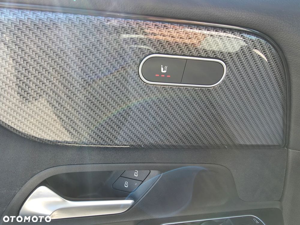 Mercedes-Benz GLB 200 d 4Matic 8G-DCT AMG Line - 18