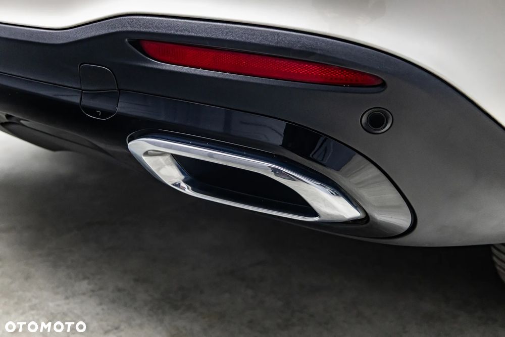 Mercedes-Benz GLE 300 d 4Matic 9G-TRONIC AMG Line - 36