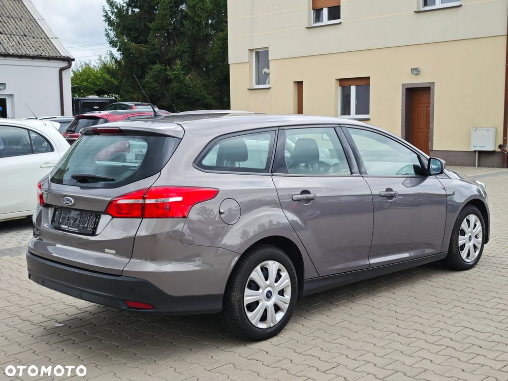 Ford Focus 1.0 EcoBoost Start-Stopp-System Business Edition - 11
