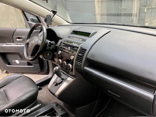 Mazda 5 - 7