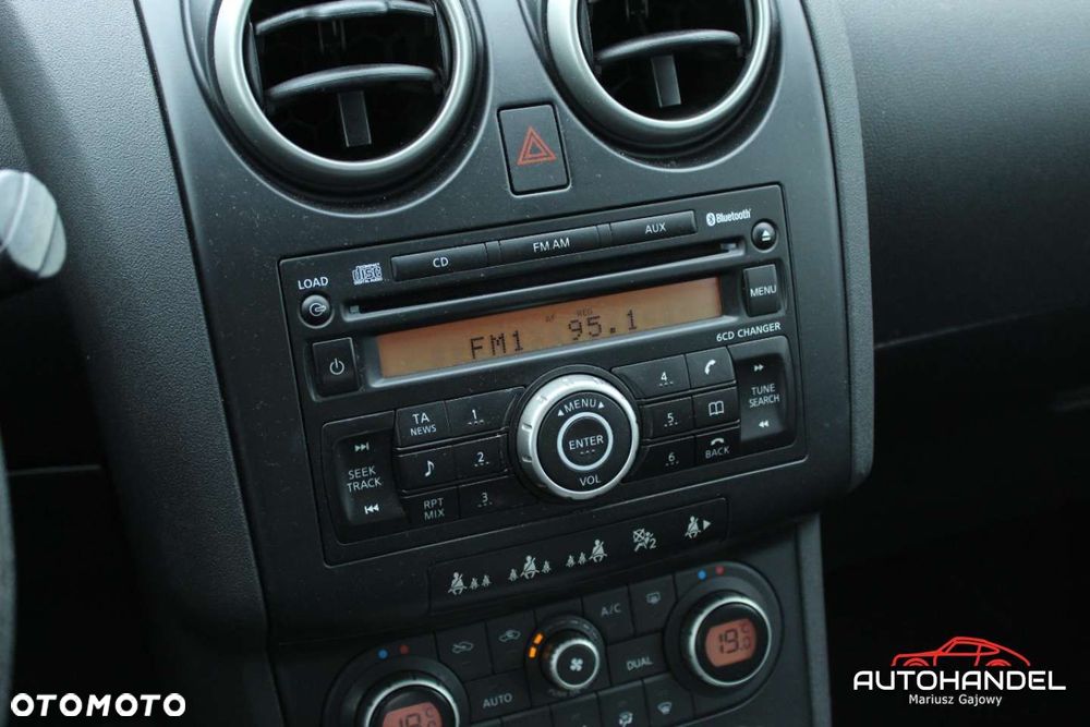 Nissan Qashqai - 11