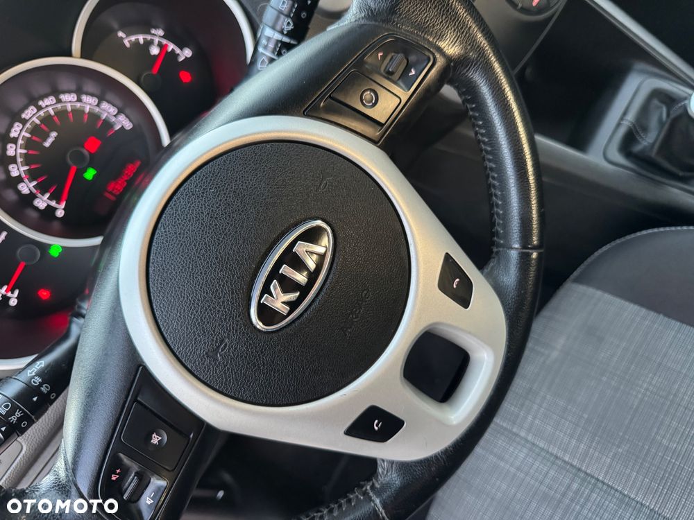 Kia Venga 1.6 CVVT Platinum Edition - 18