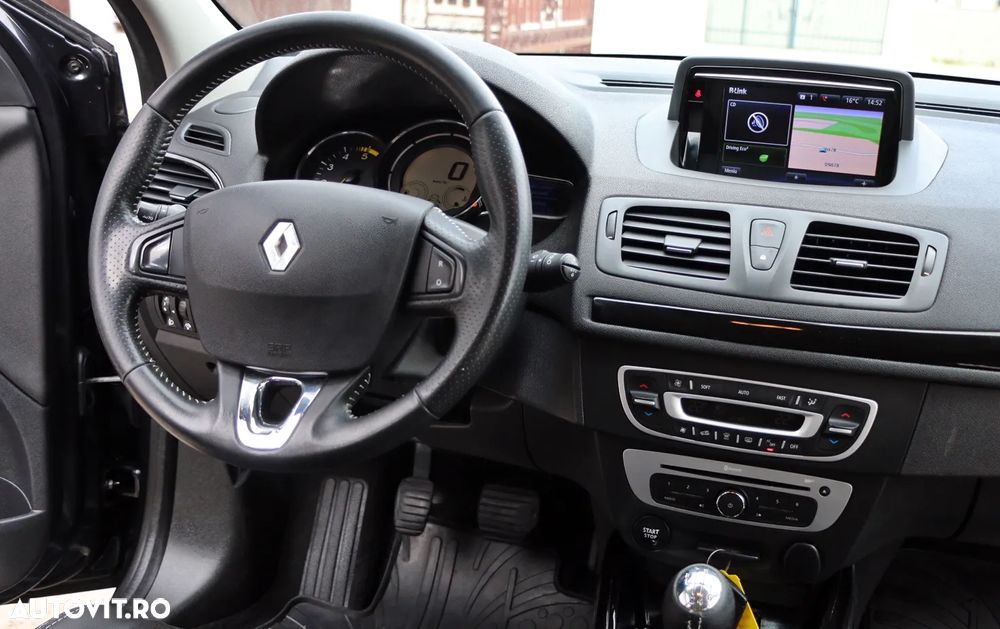 Renault Megane ENERGY dCi 110 Start & Stop Bose Edition - 19