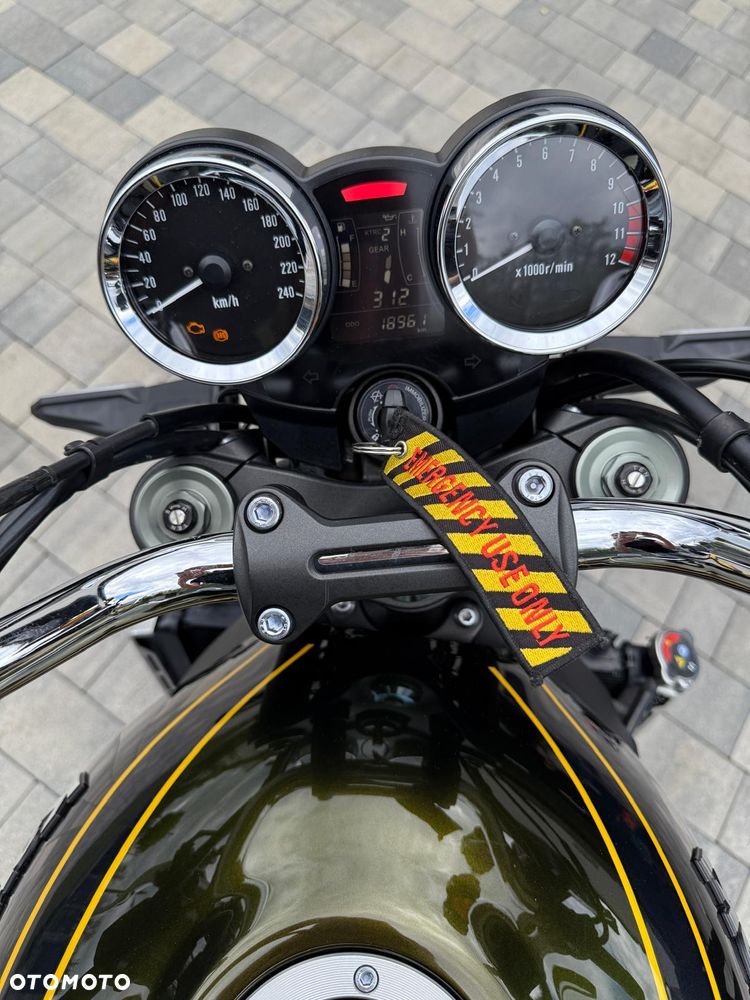 Kawasaki Z 900 RS - 9