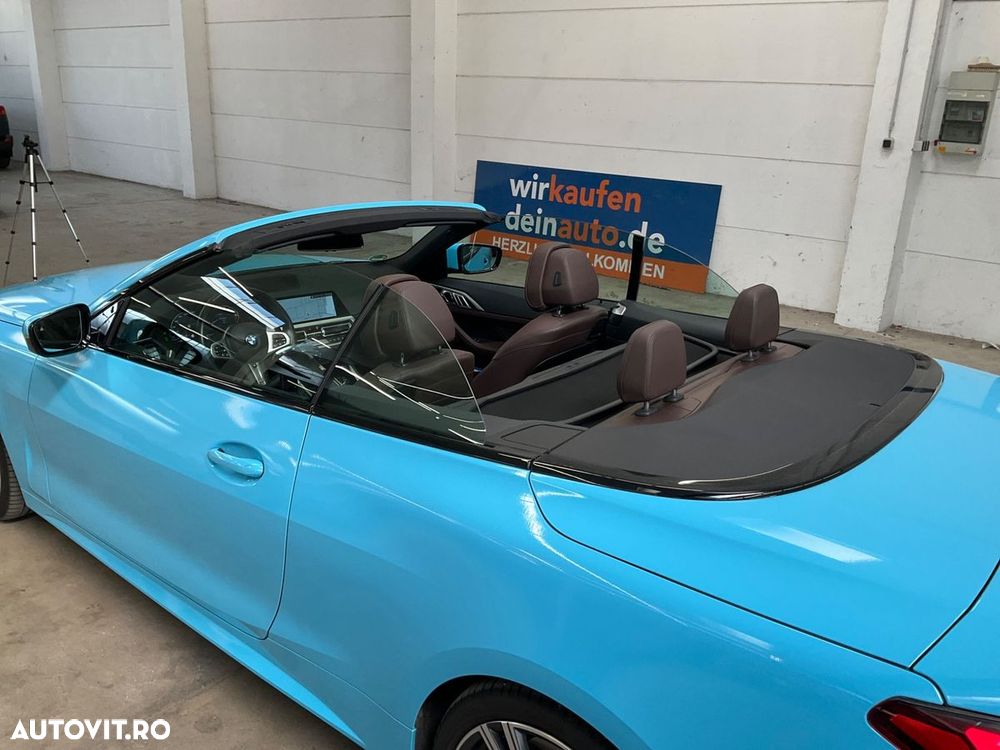 BMW M4 M440i xDrive - 22