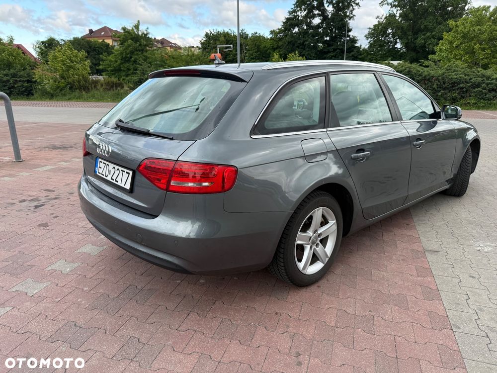 Audi A4 Avant 2.0 TDI - 5