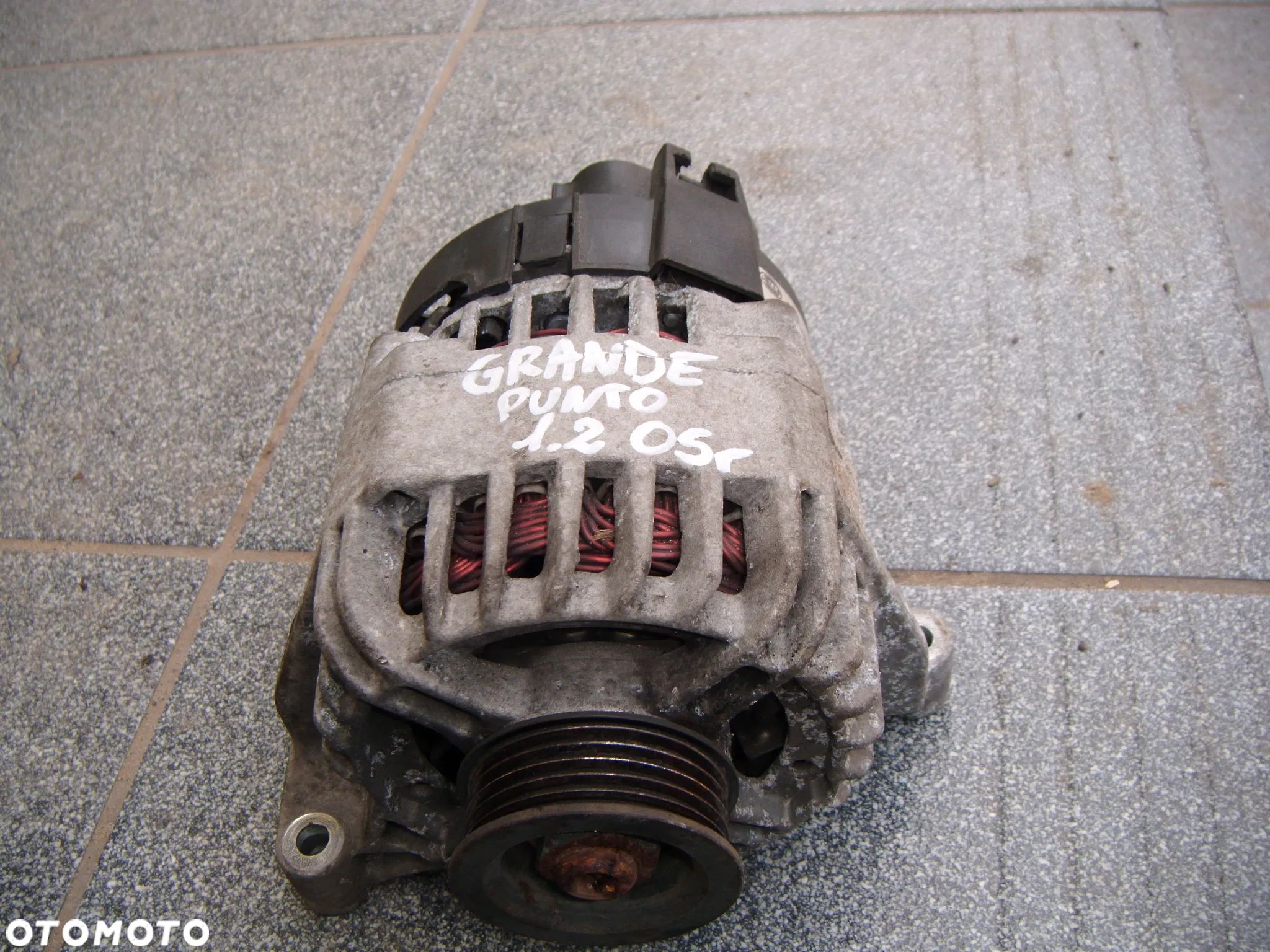 fiat grande punto 05r 1.2 alternator 8el012428-381 - 1