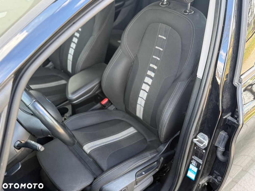 BMW Seria 2 216d GT - 19