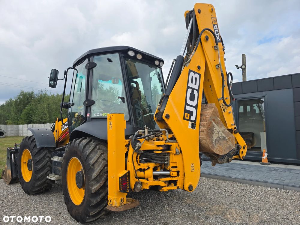 JCB - 6