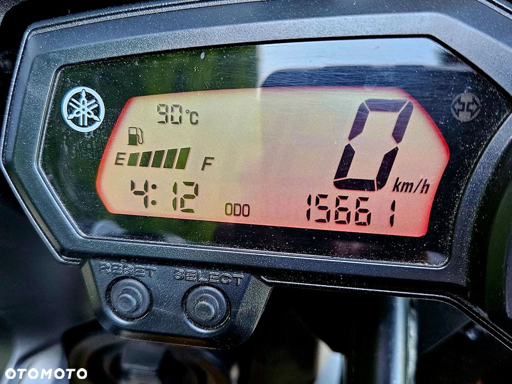 Yamaha FZ8 - 15
