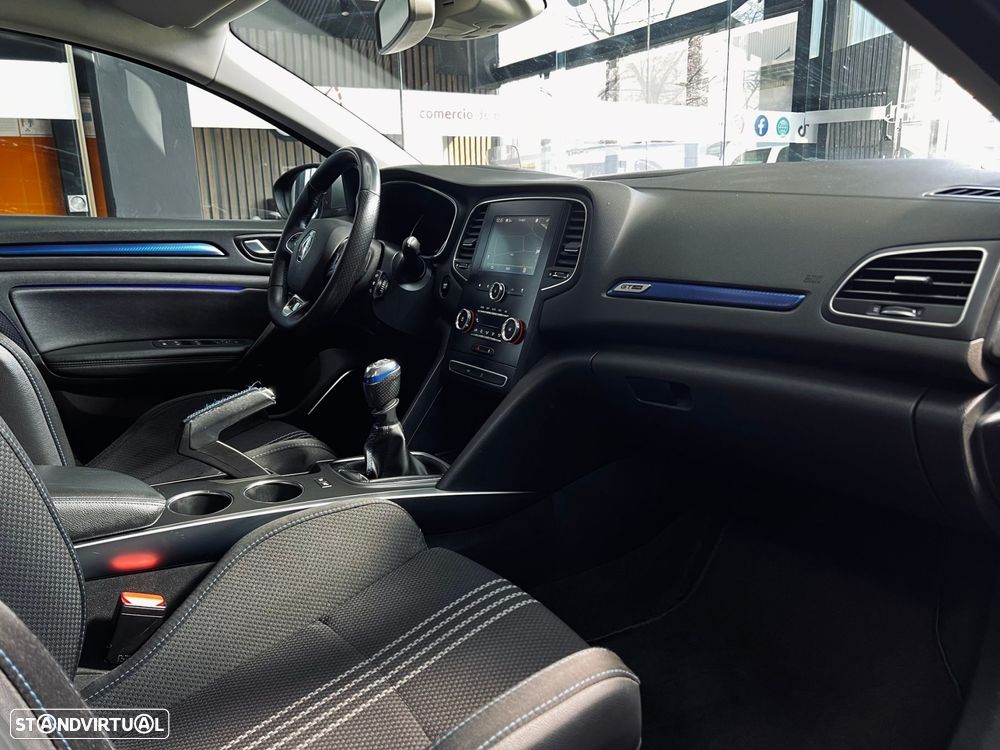 Renault Mégane 1.5 Blue dCi GT Line - 10