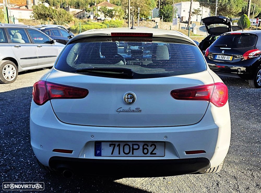 Alfa Romeo Giulietta 1.6 JTDm Distinctive - 5