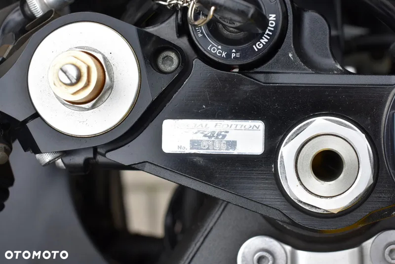 Yamaha R6 - 16