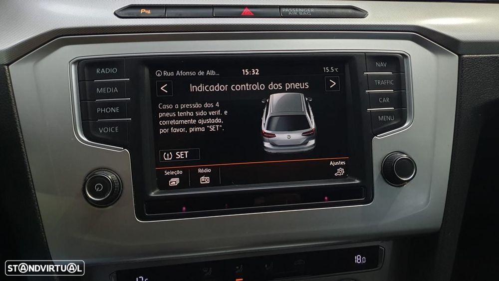 VW Passat Variant 1.6 TDI BlueMotion - 29