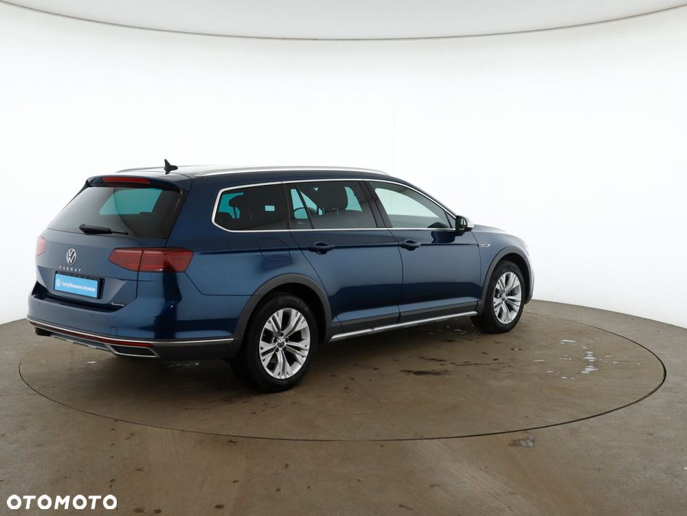 Volkswagen Passat Alltrack - 12