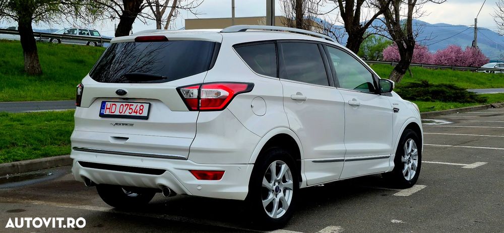 Ford Kuga - 10