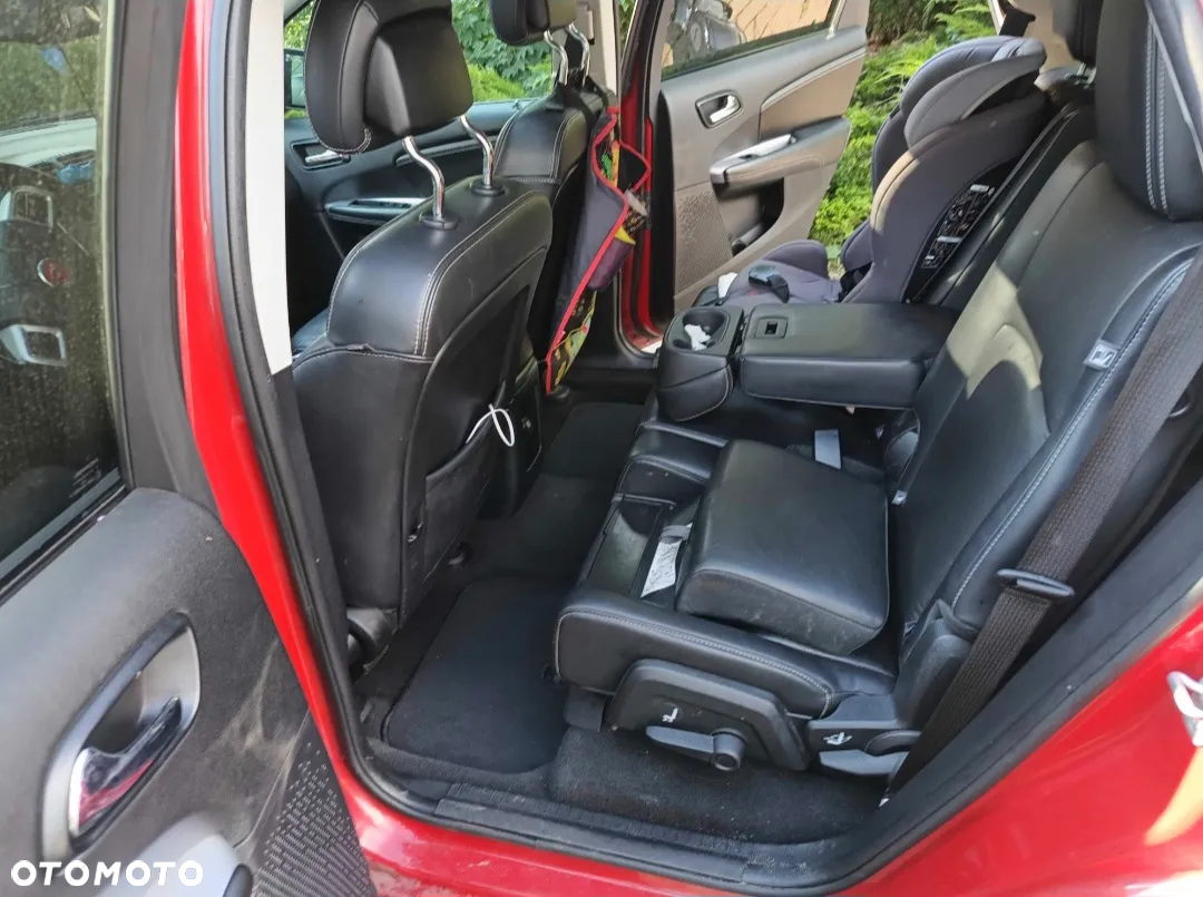 Fiat Freemont 2.0 Multijet 16V DPF Automatik Allrad Lounge - 4