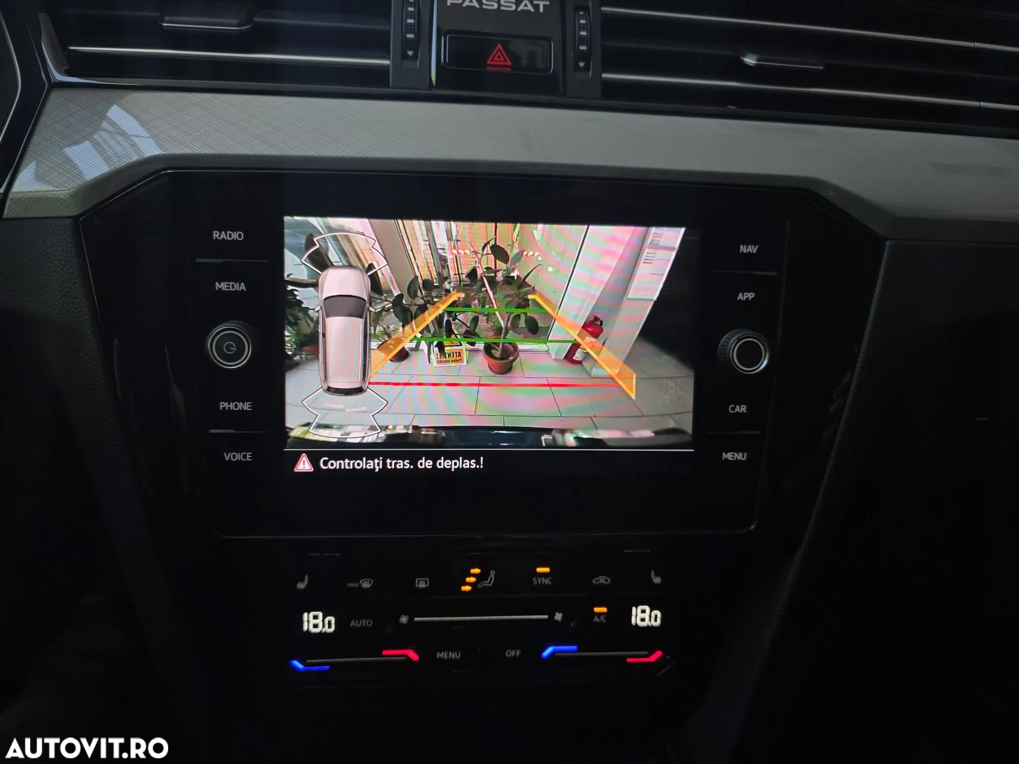 Volkswagen Passat Variant 2.0 TDI DSG R Executive - 20