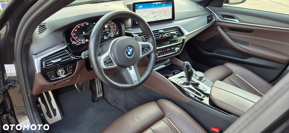 BMW Seria 5 530i xDrive mHEV M Sport sport - 28