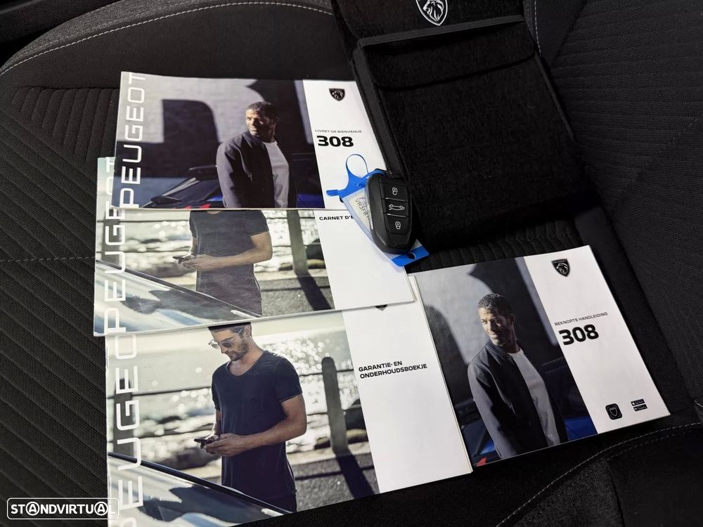 Peugeot 308 BlueHDi 130 EAT8 Active Pack — fotografia 42